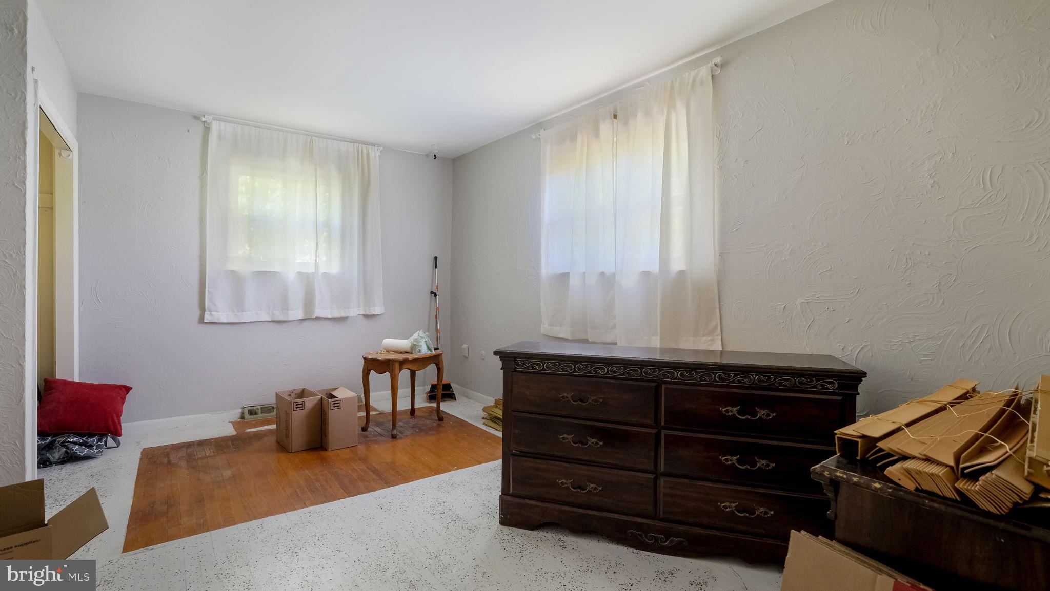 GLEN VIEW PARK - Residential