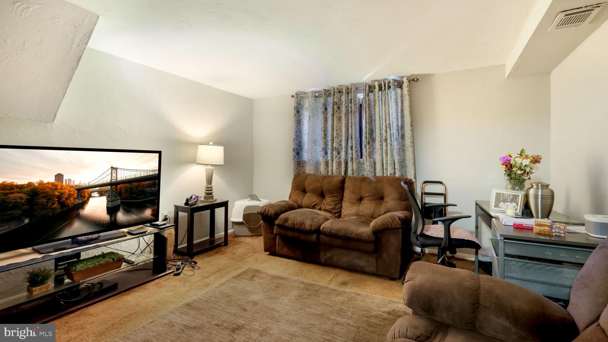 GLEN VIEW PARK - Residential