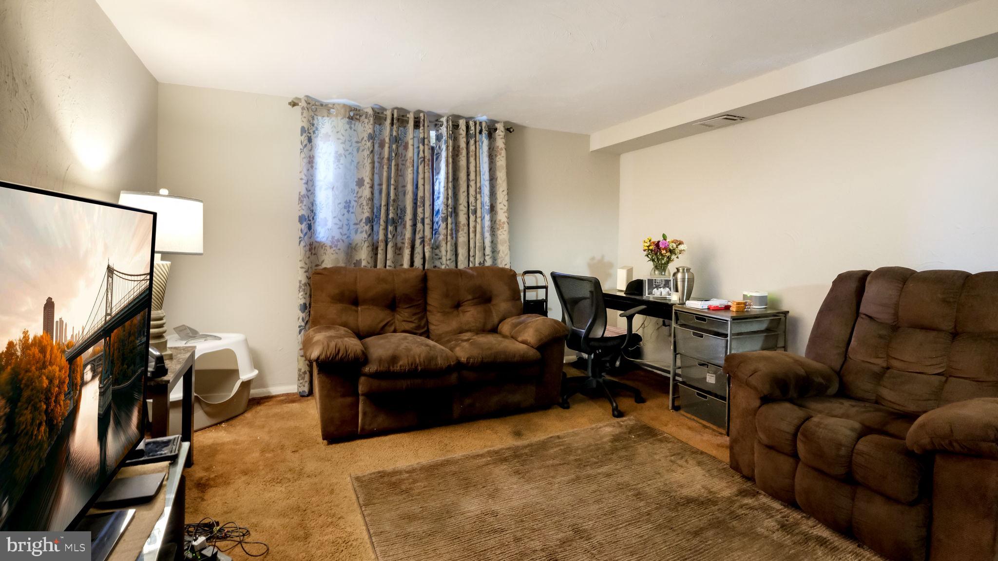 GLEN VIEW PARK - Residential