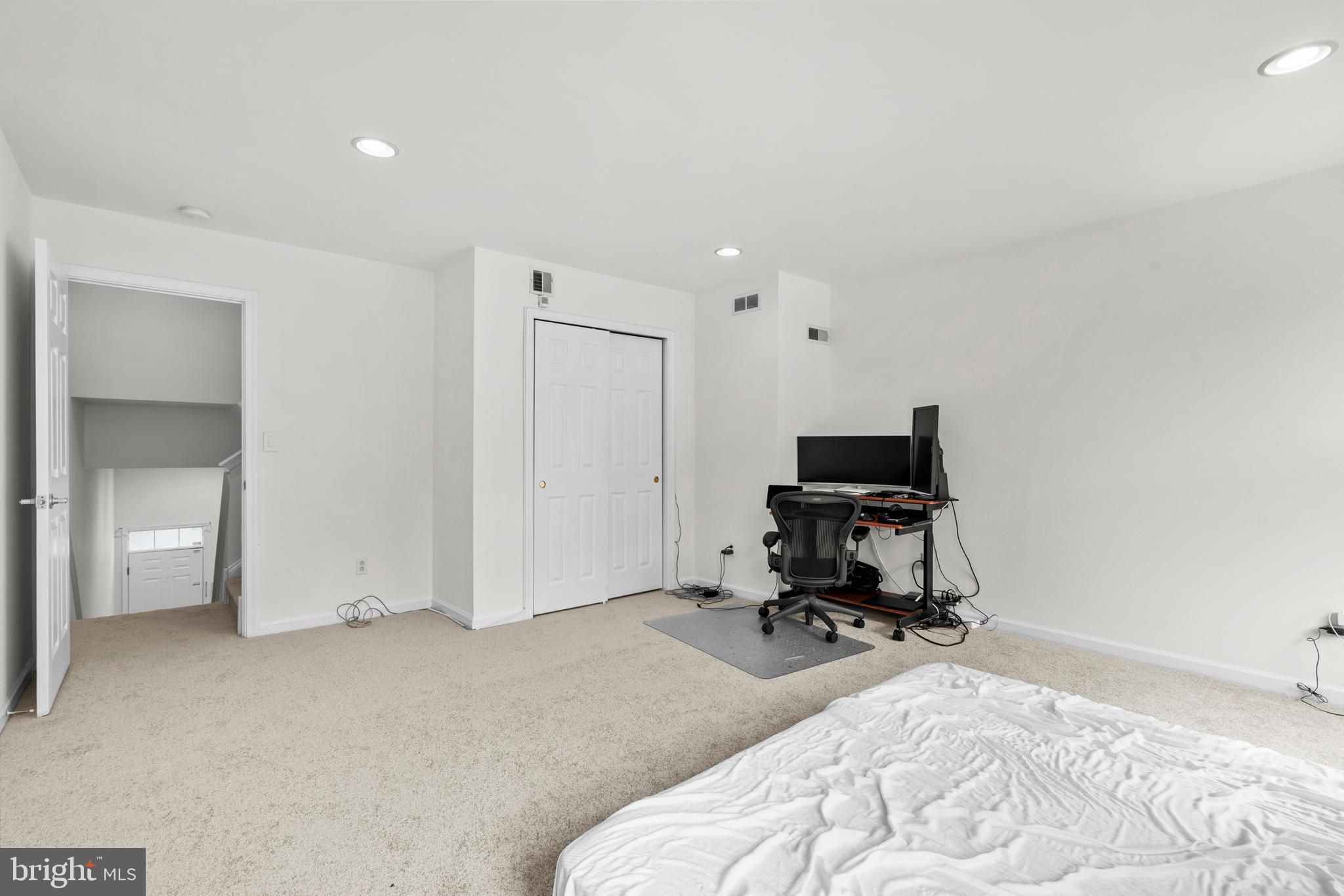NORTHERN LIBERTIES - Residential Lease