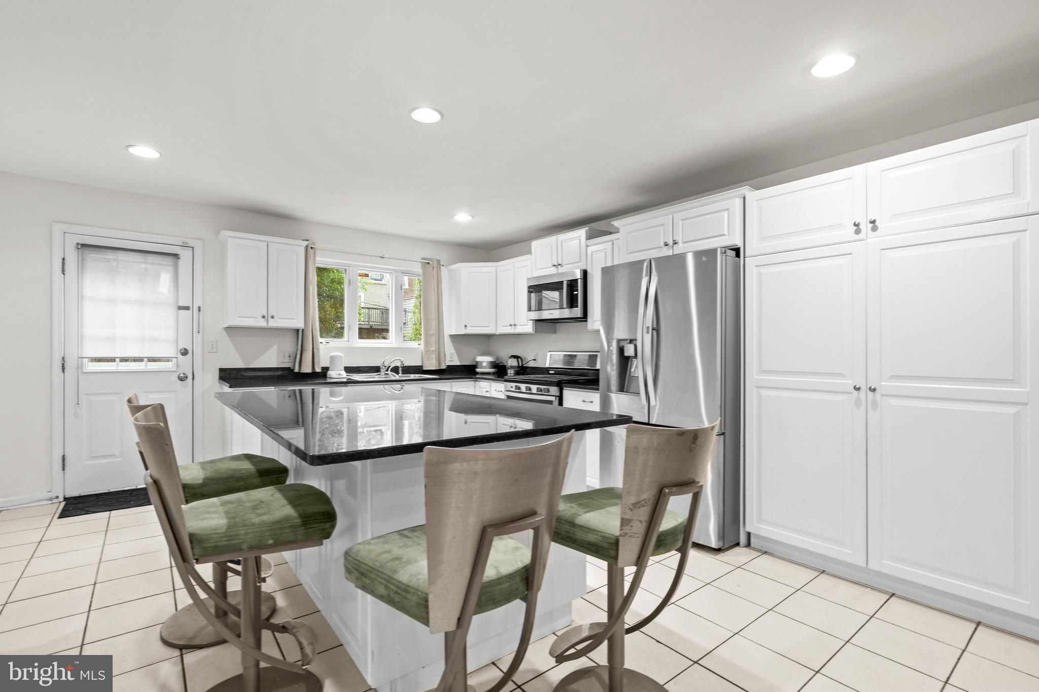 NORTHERN LIBERTIES - Residential Lease