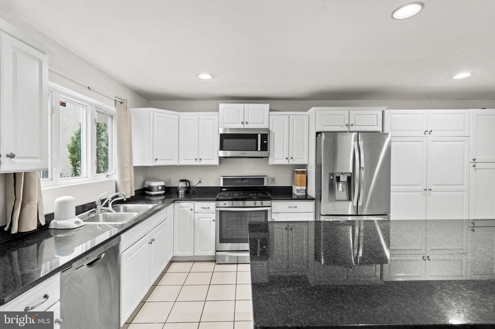 NORTHERN LIBERTIES - Residential Lease