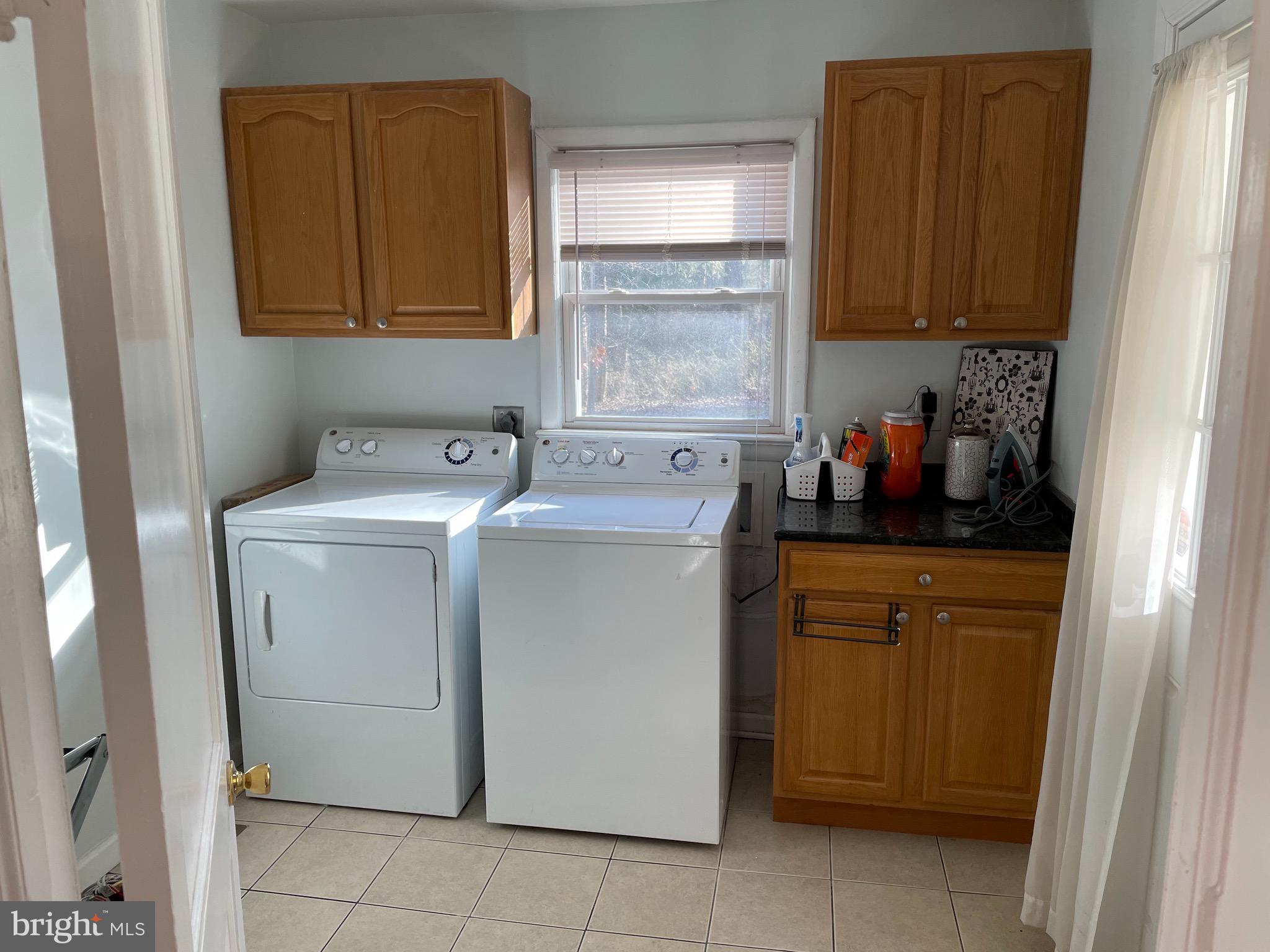 CLINTON - Residential