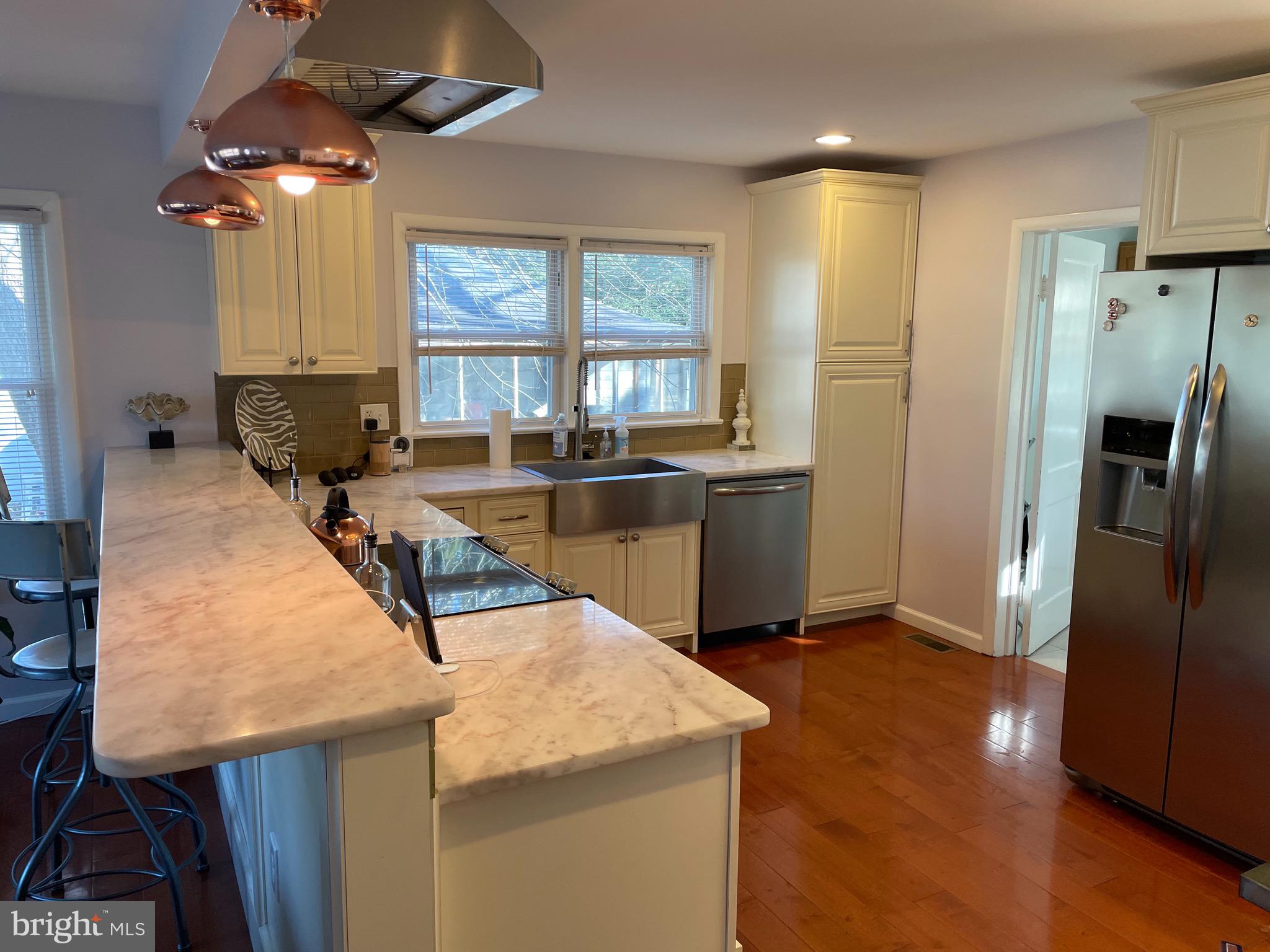 CLINTON - Residential