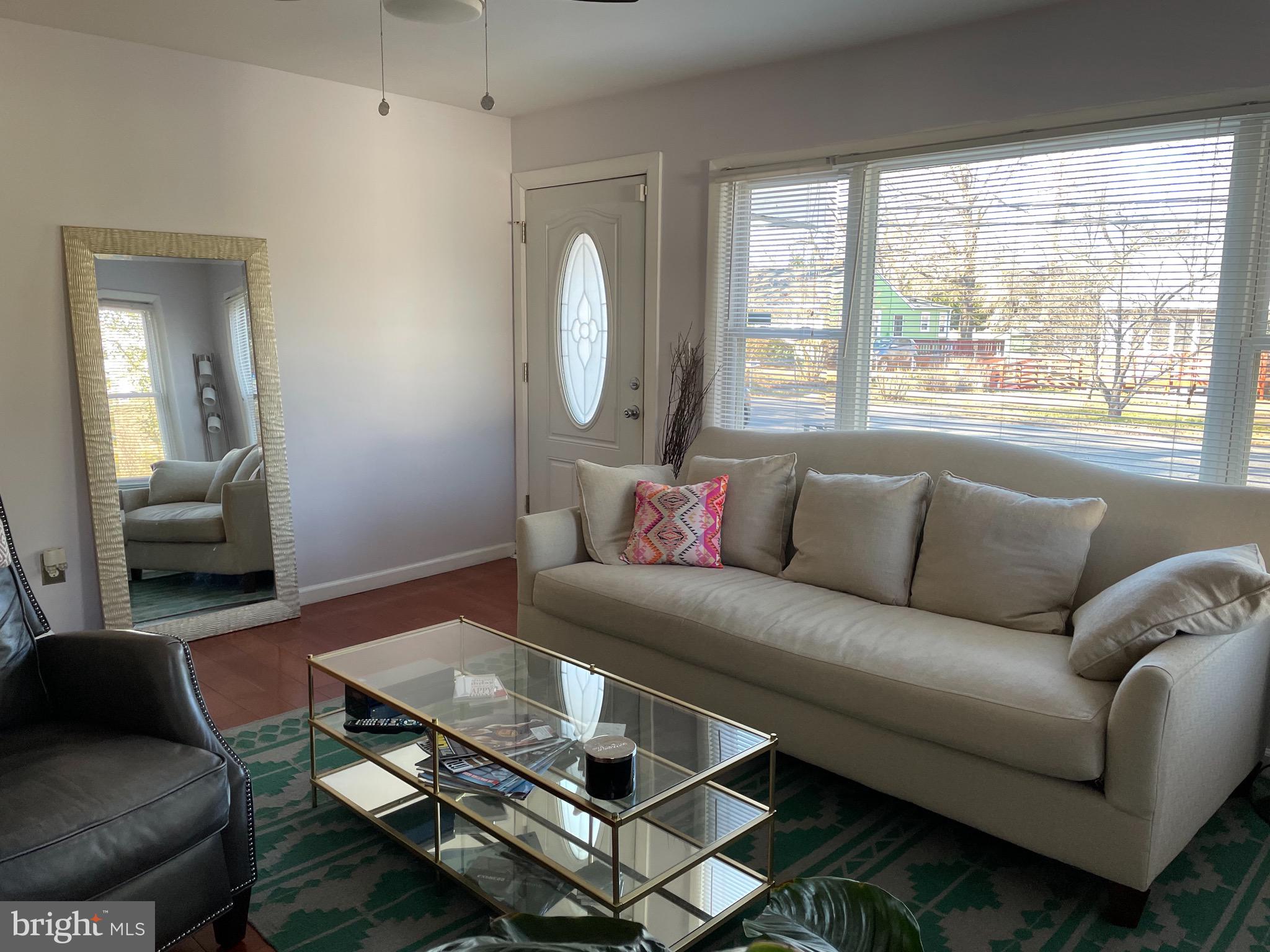 CLINTON - Residential