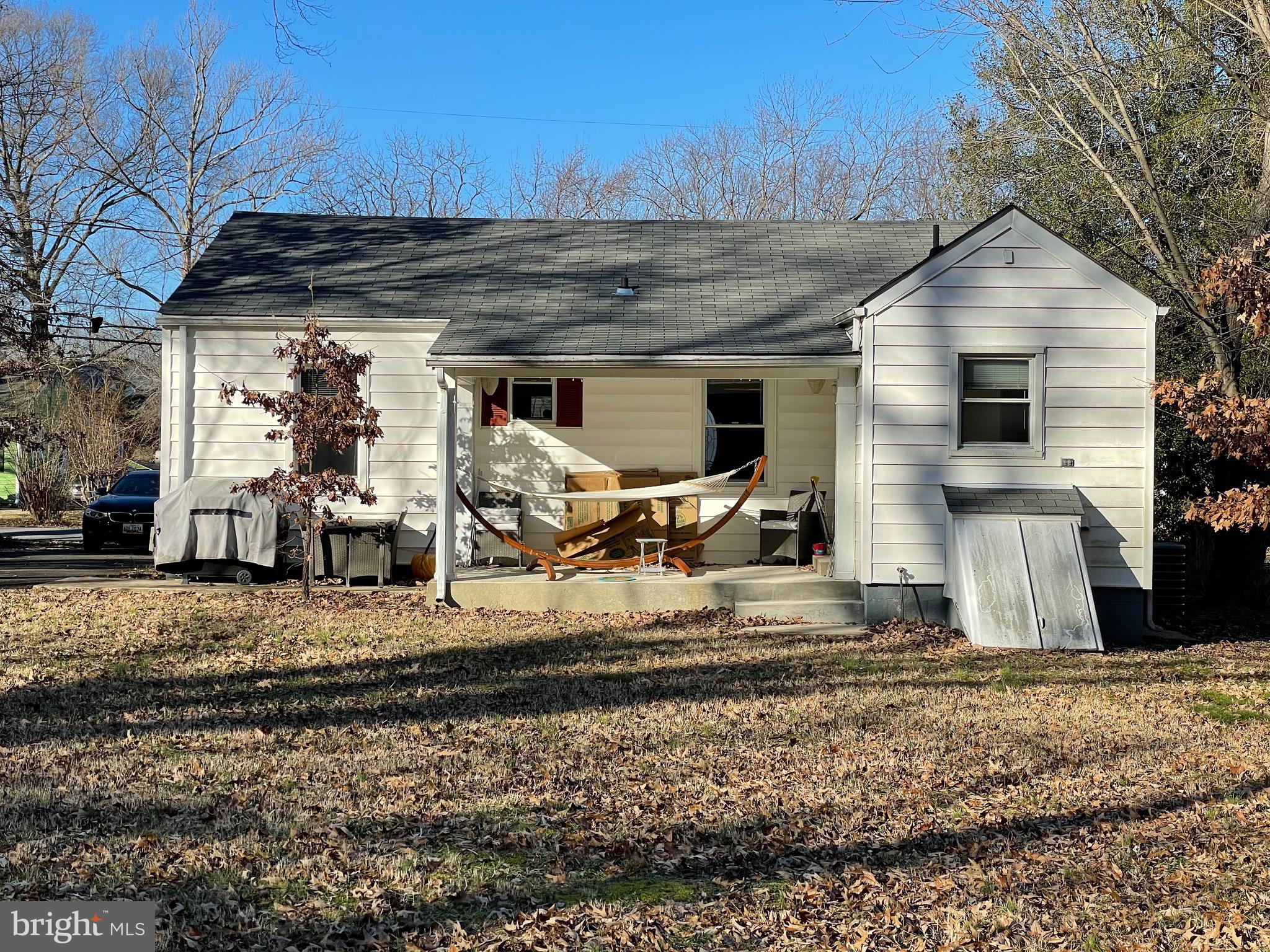 CLINTON - Residential