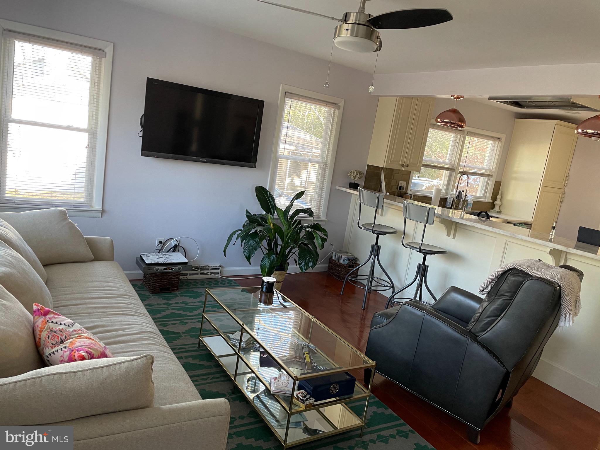 CLINTON - Residential