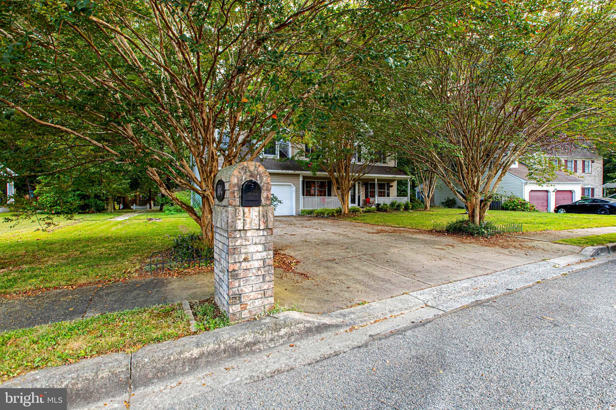 104 RED OAK DRIVE