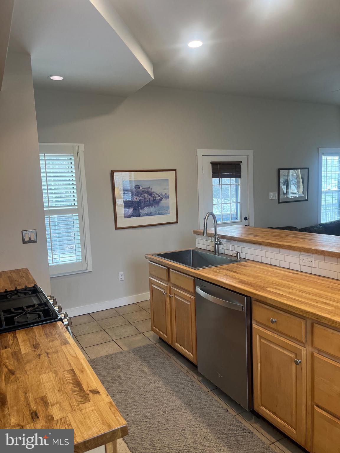 CONSHOHOCKEN - Residential