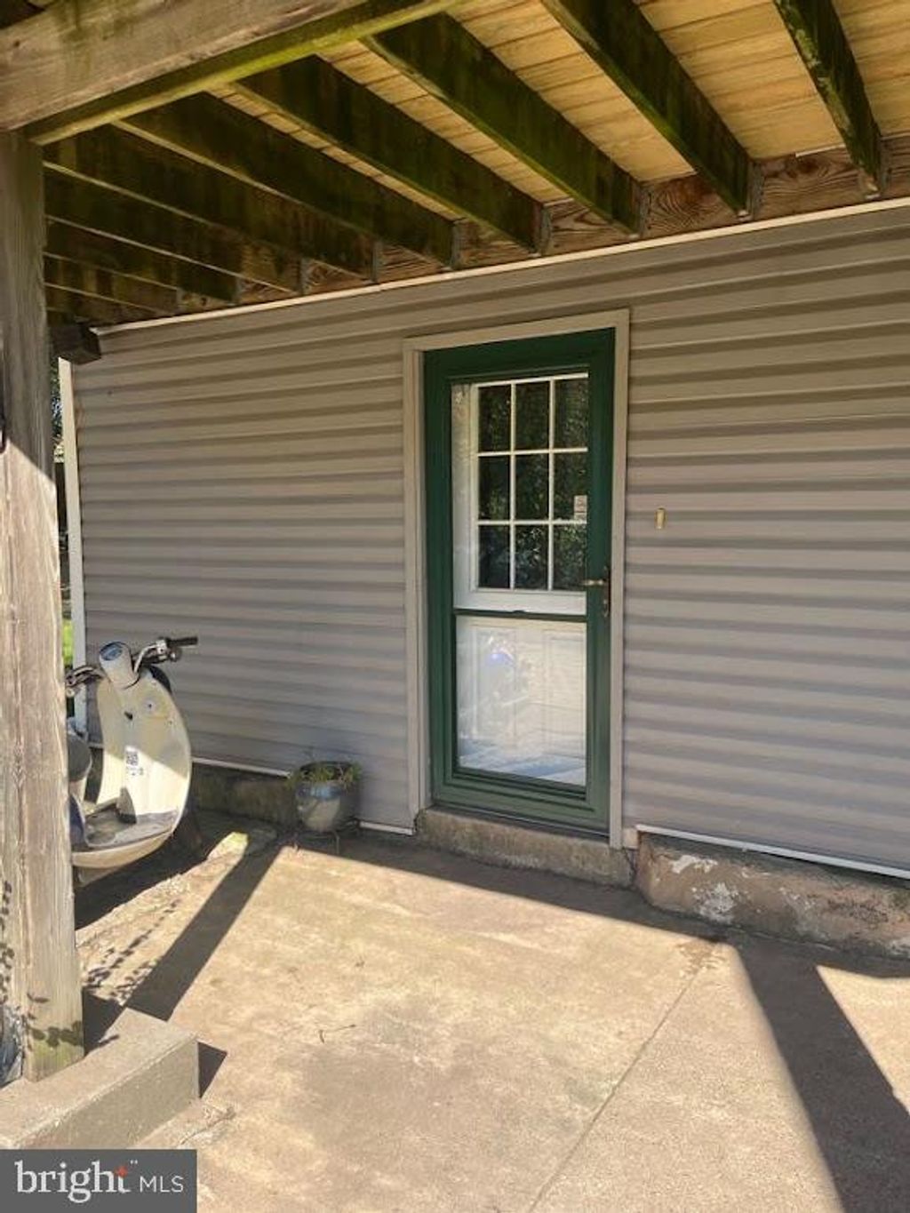 Photo of 32 River Road, CONSHOHOCKEN, PA 19428 (MLS # PAMC2159142)