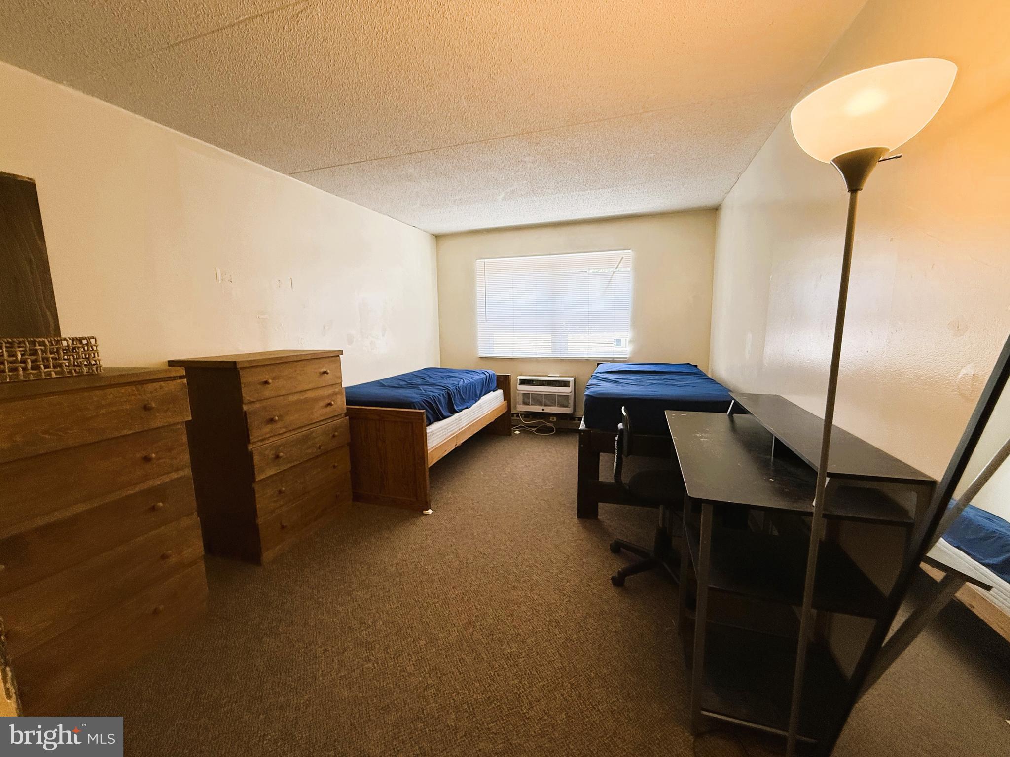222 W BEAVER AVENUE 106