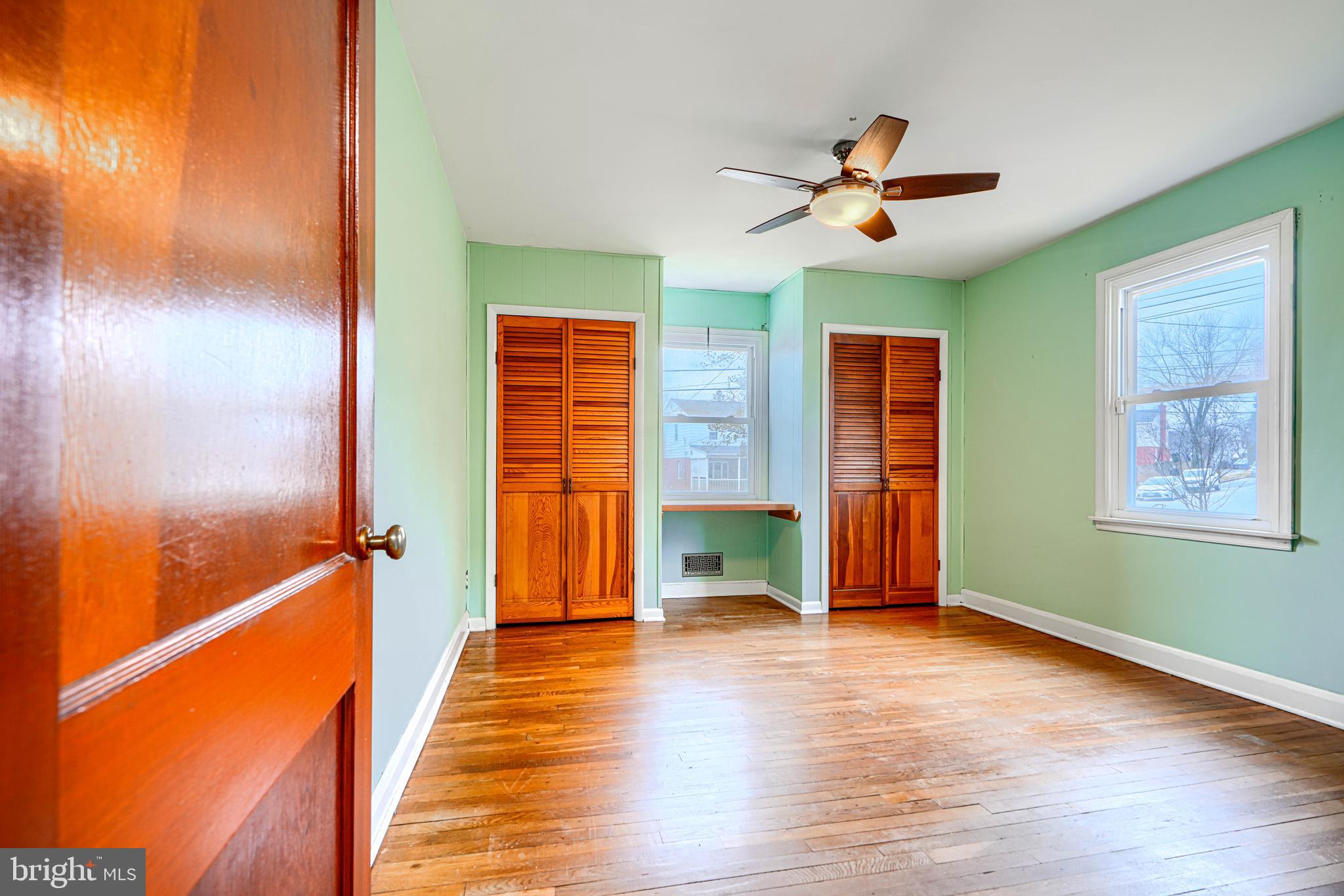 PARKVILLE - Residential