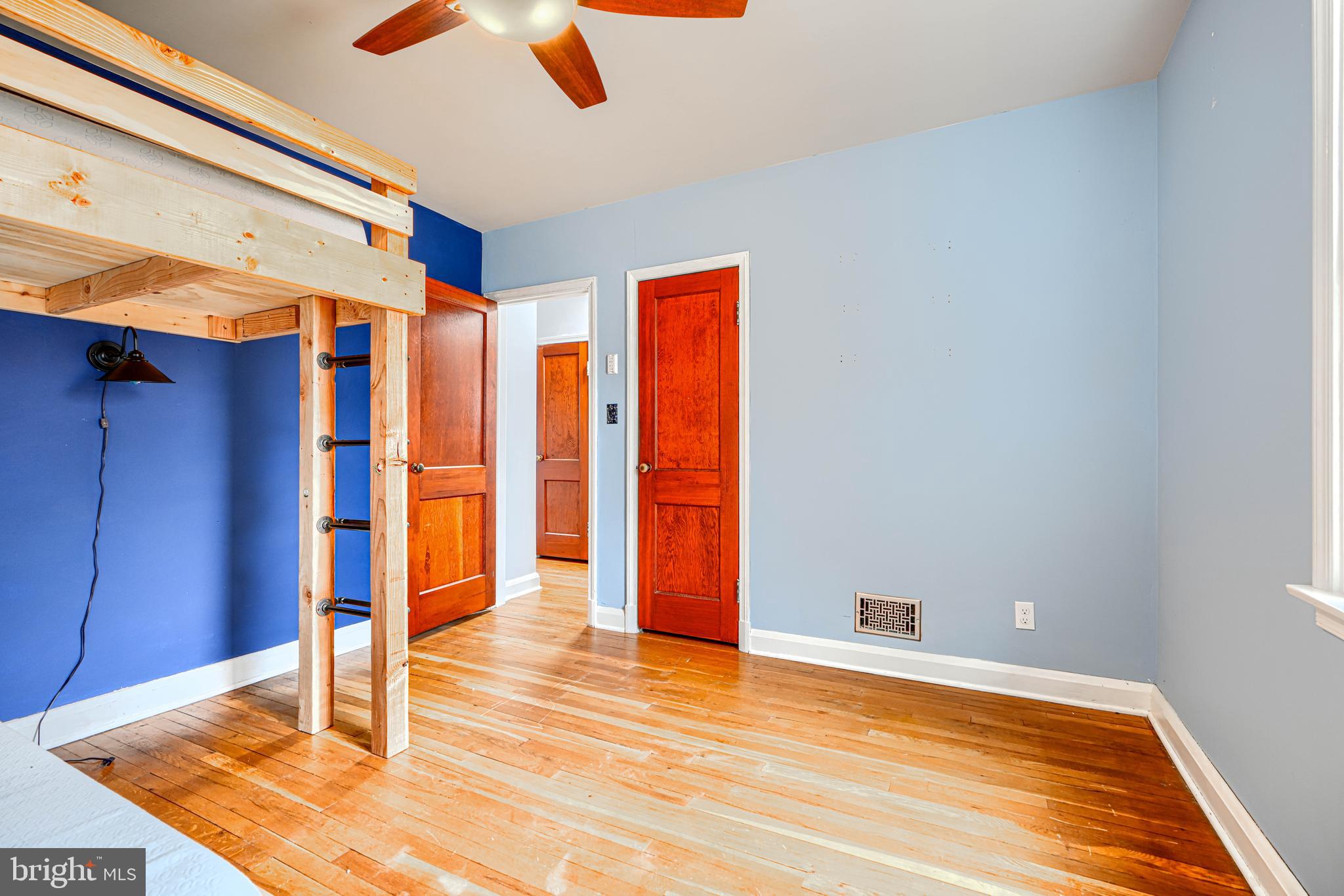 PARKVILLE - Residential