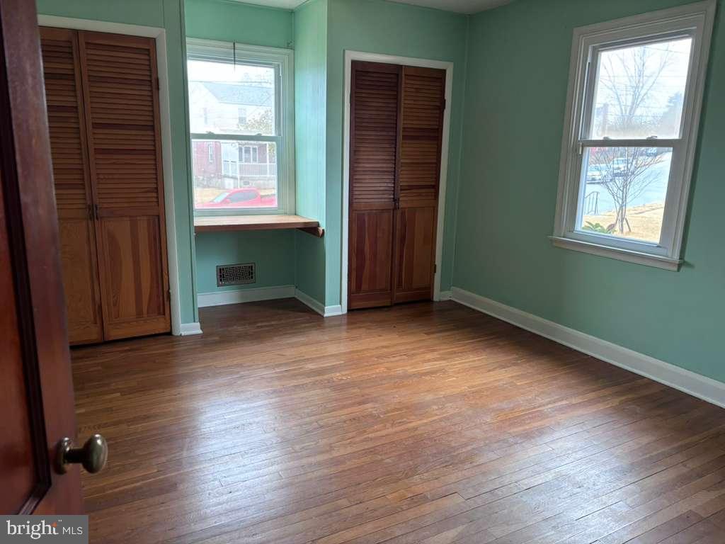 PARKVILLE - Residential