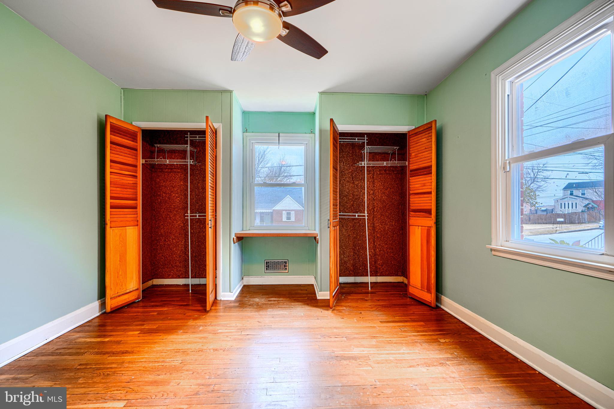 PARKVILLE - Residential