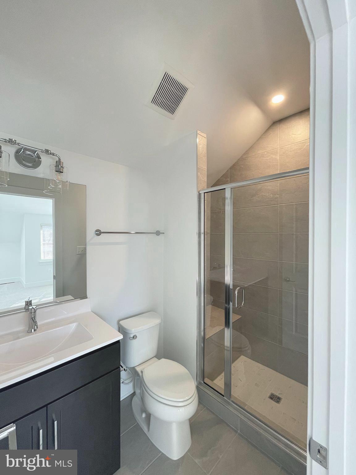 THE GROVE - Residential Lease