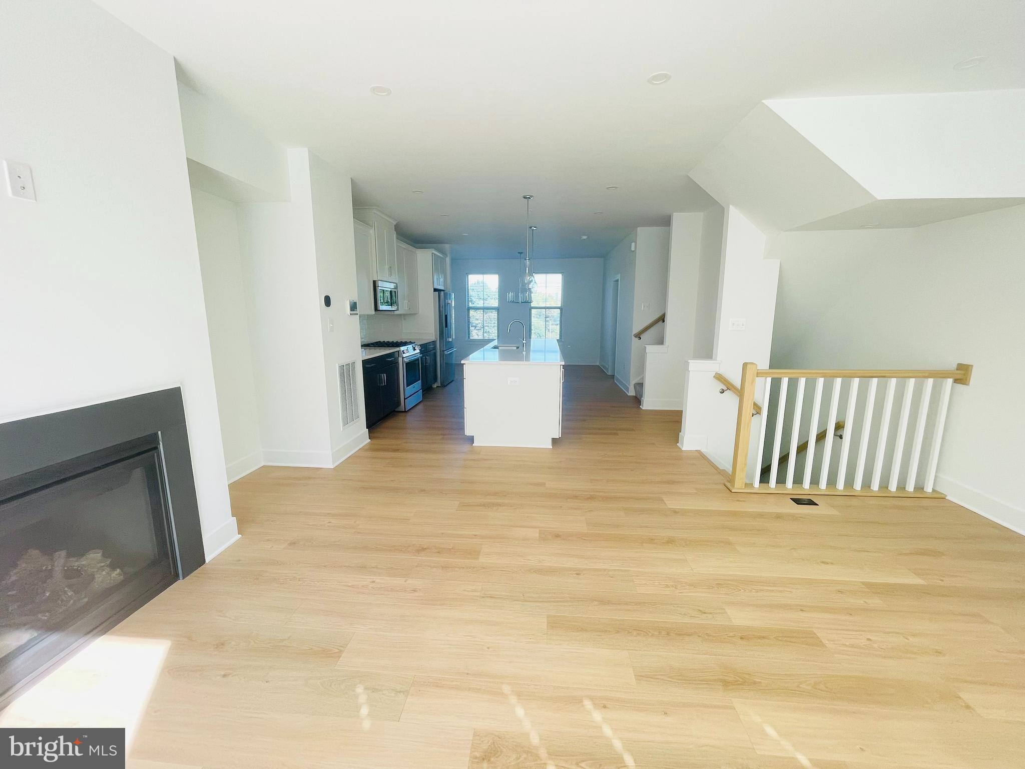 THE GROVE - Residential Lease