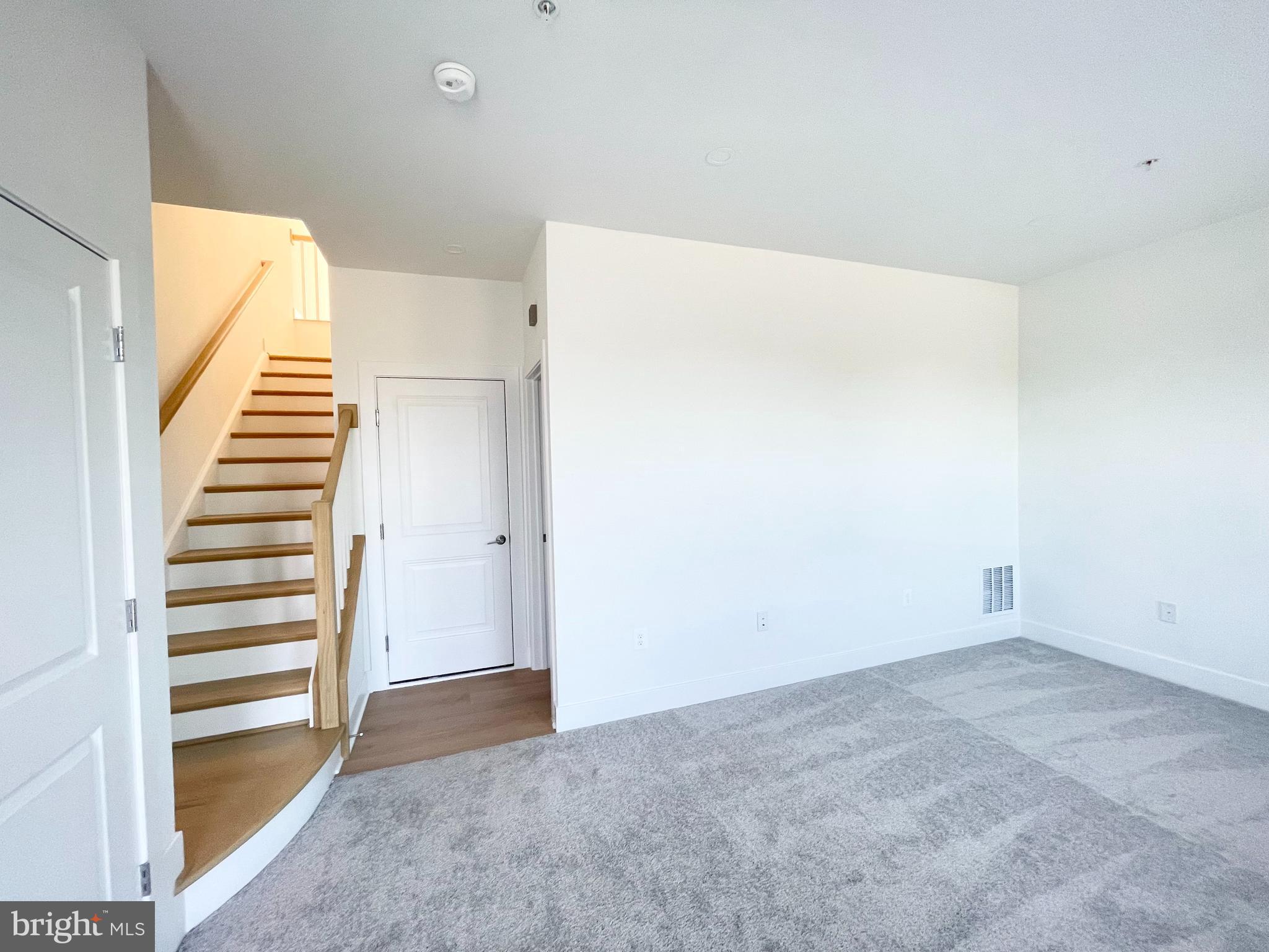 THE GROVE - Residential Lease