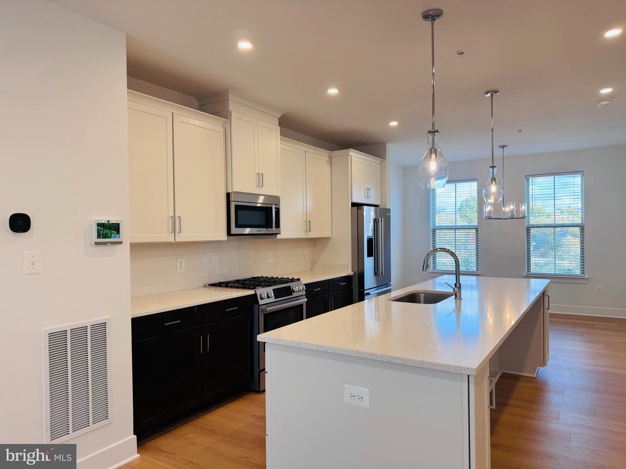 THE GROVE - Residential Lease