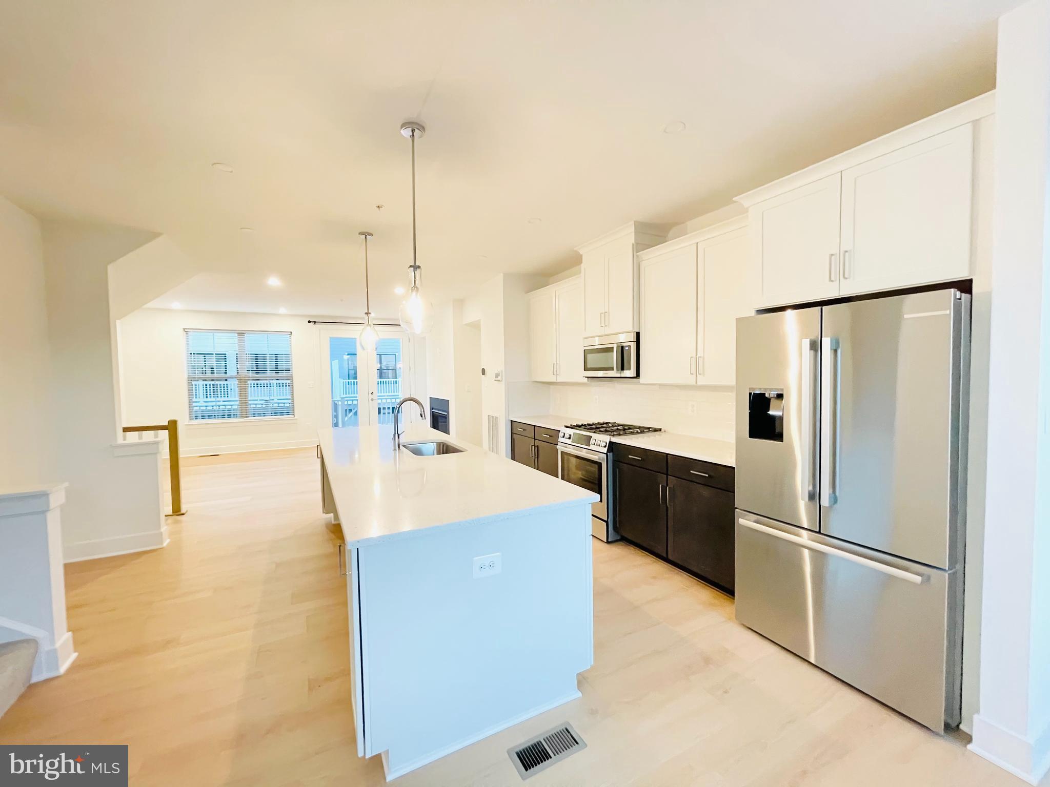 THE GROVE - Residential Lease