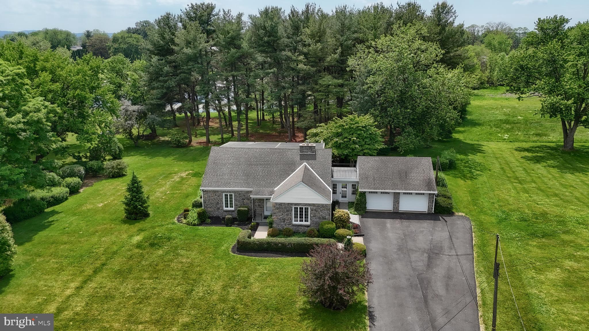 235 NARROWS DRIVE