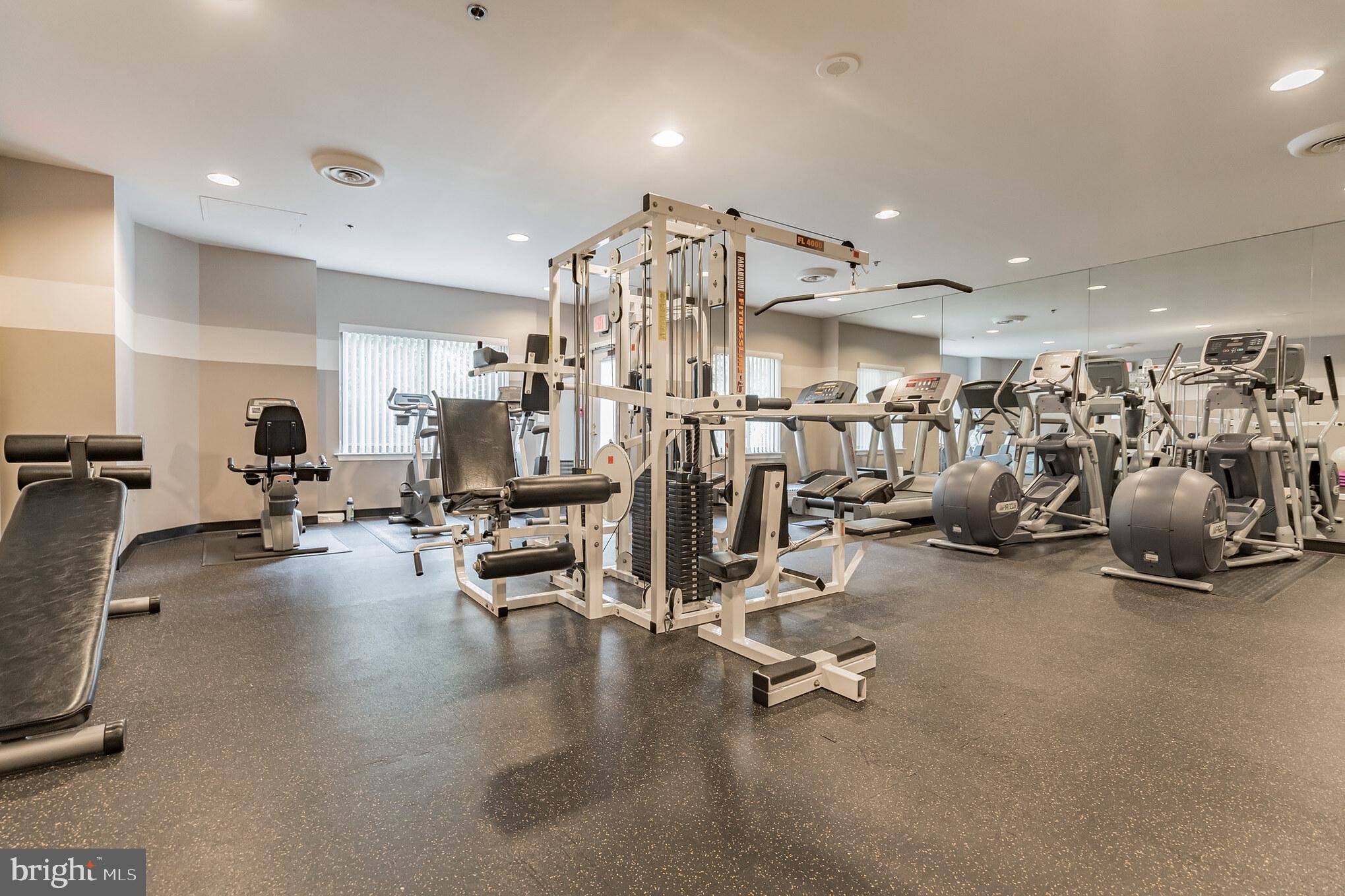 BALLSTON PARK - Residential Lease