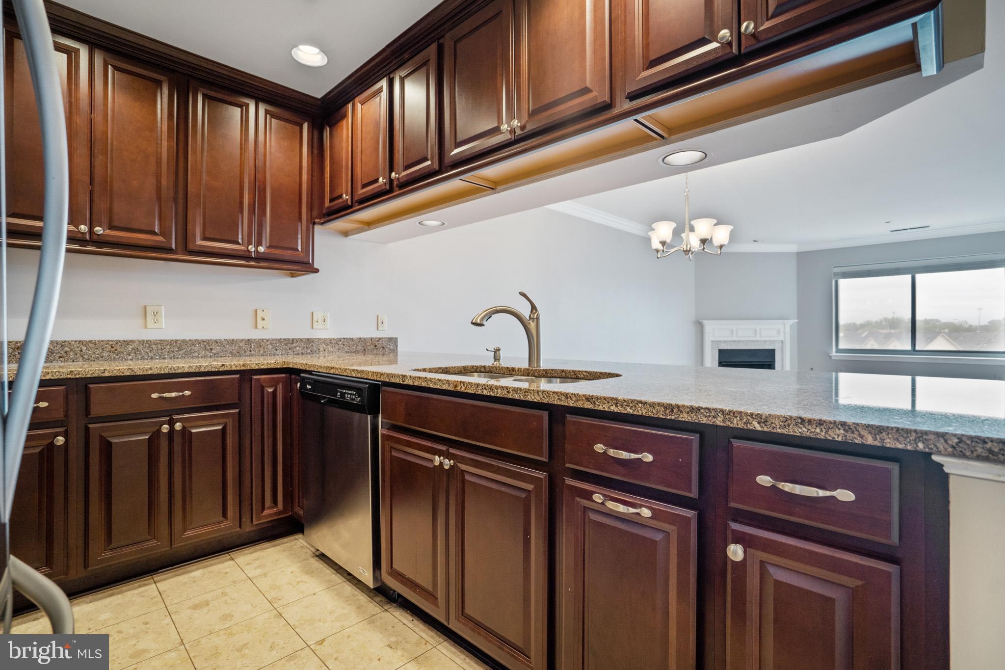 BALLSTON PARK - Residential Lease