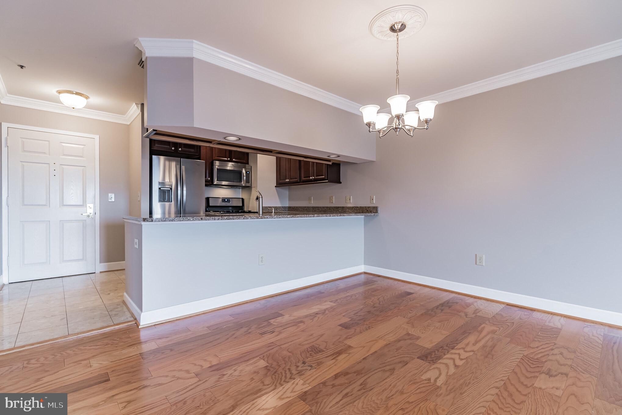 BALLSTON PARK - Residential Lease