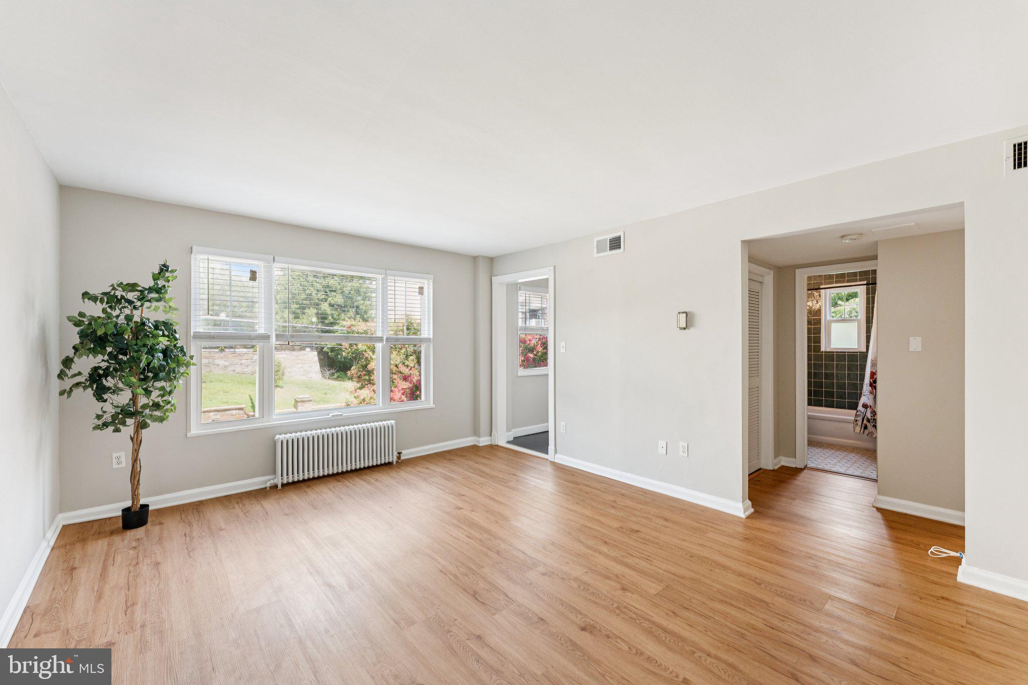 ROSSLYN HEIGHTS - Residential