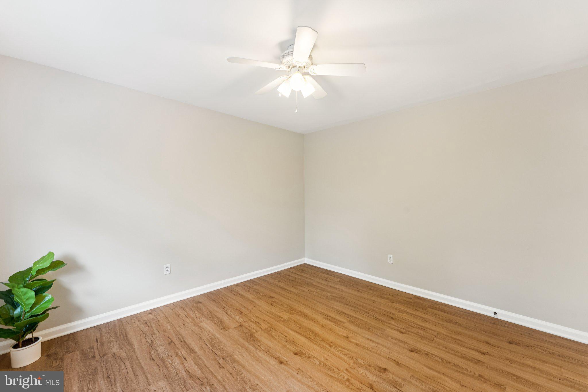 ROSSLYN HEIGHTS - Residential