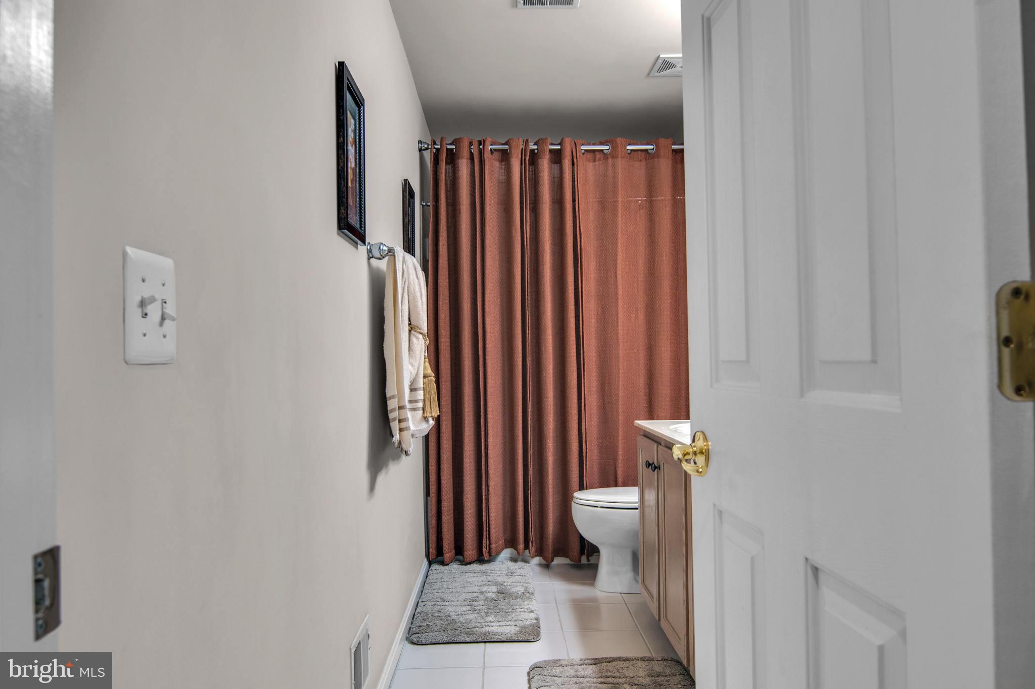 PORT POTOMAC - Residential