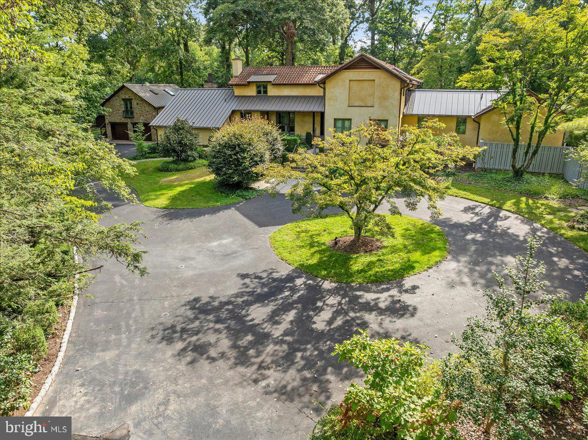 210 LAMBERT DRIVE