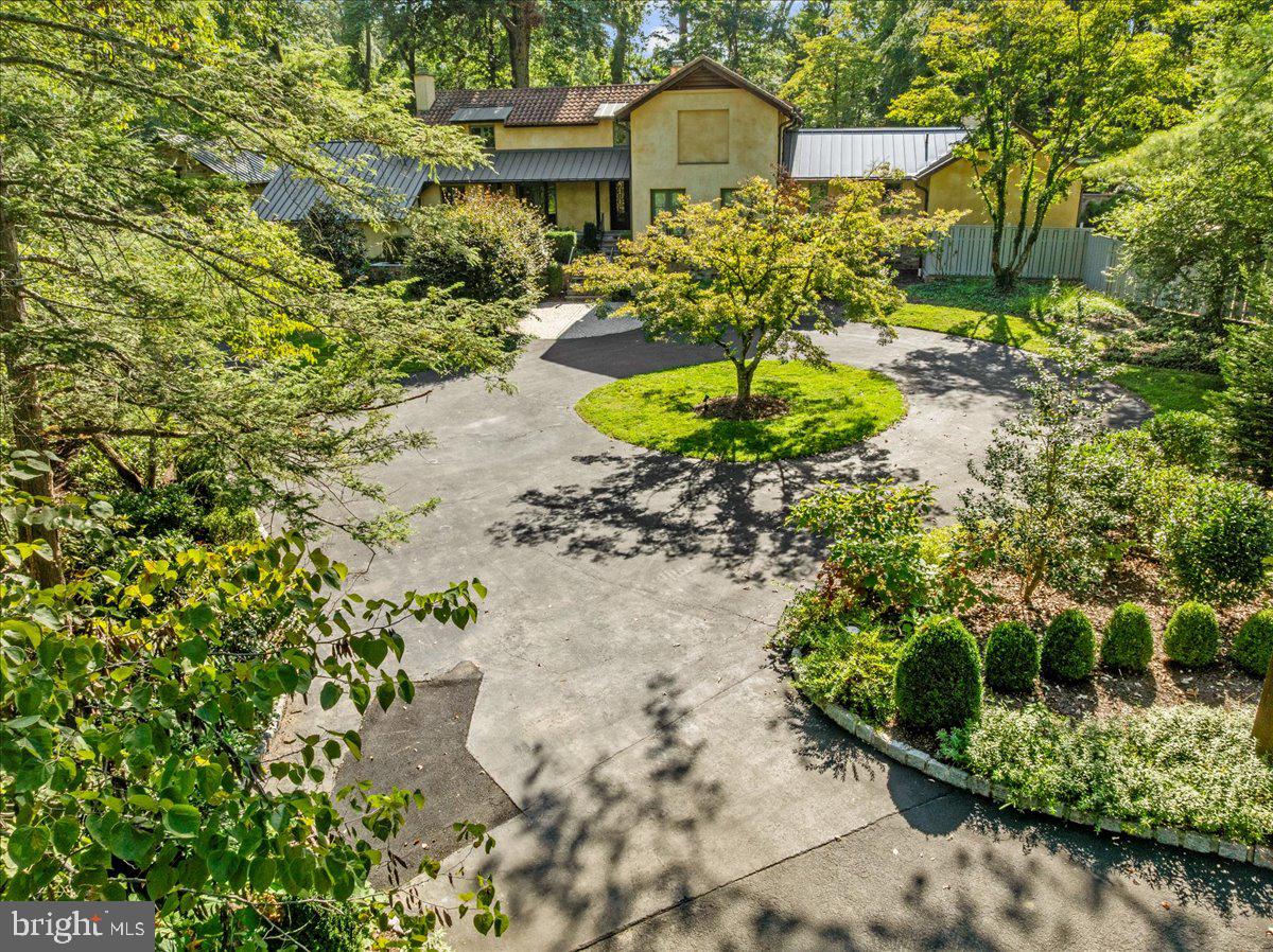 210 LAMBERT DRIVE