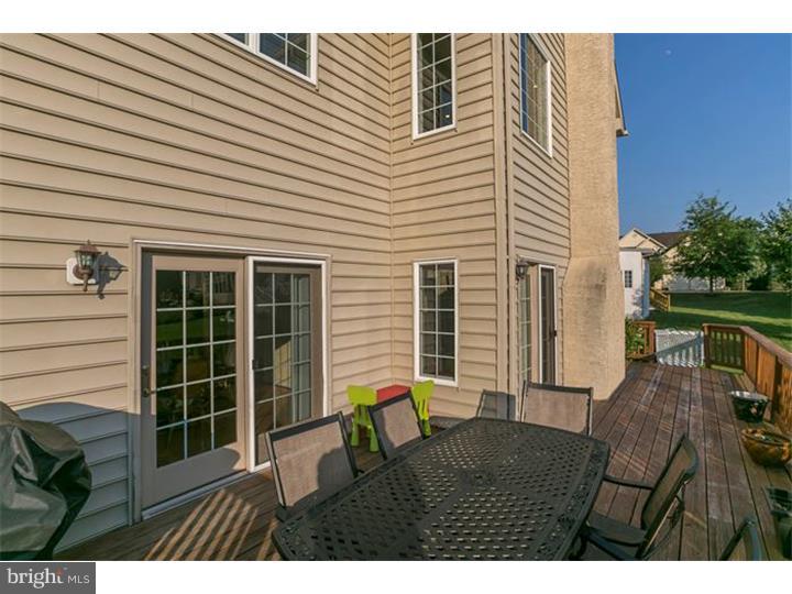 RIVERCREST - Residential