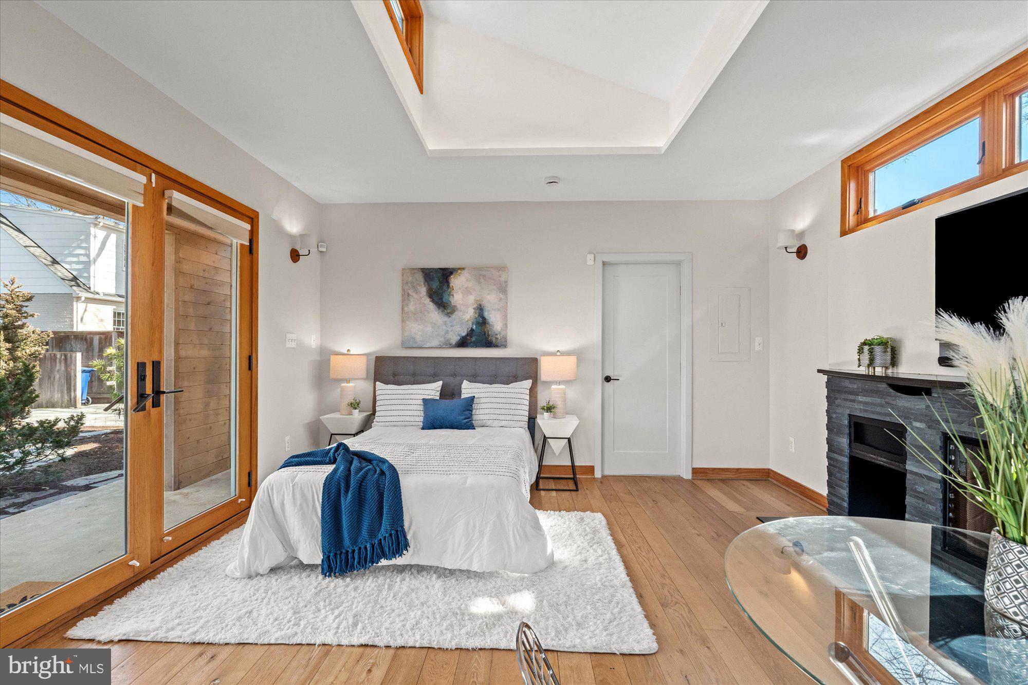 DEL RAY - Residential