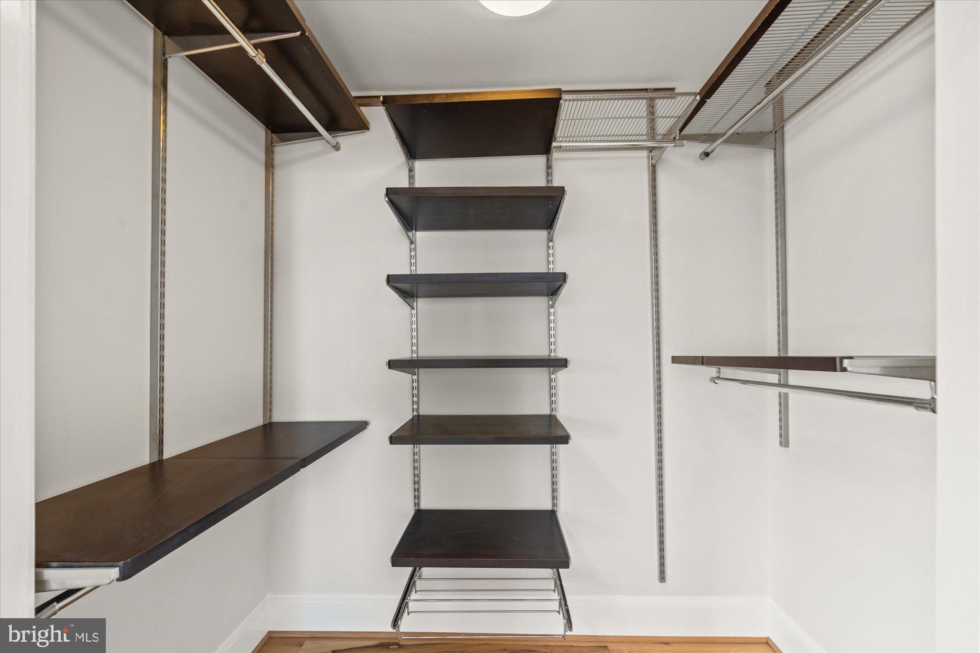 DEL RAY - Residential