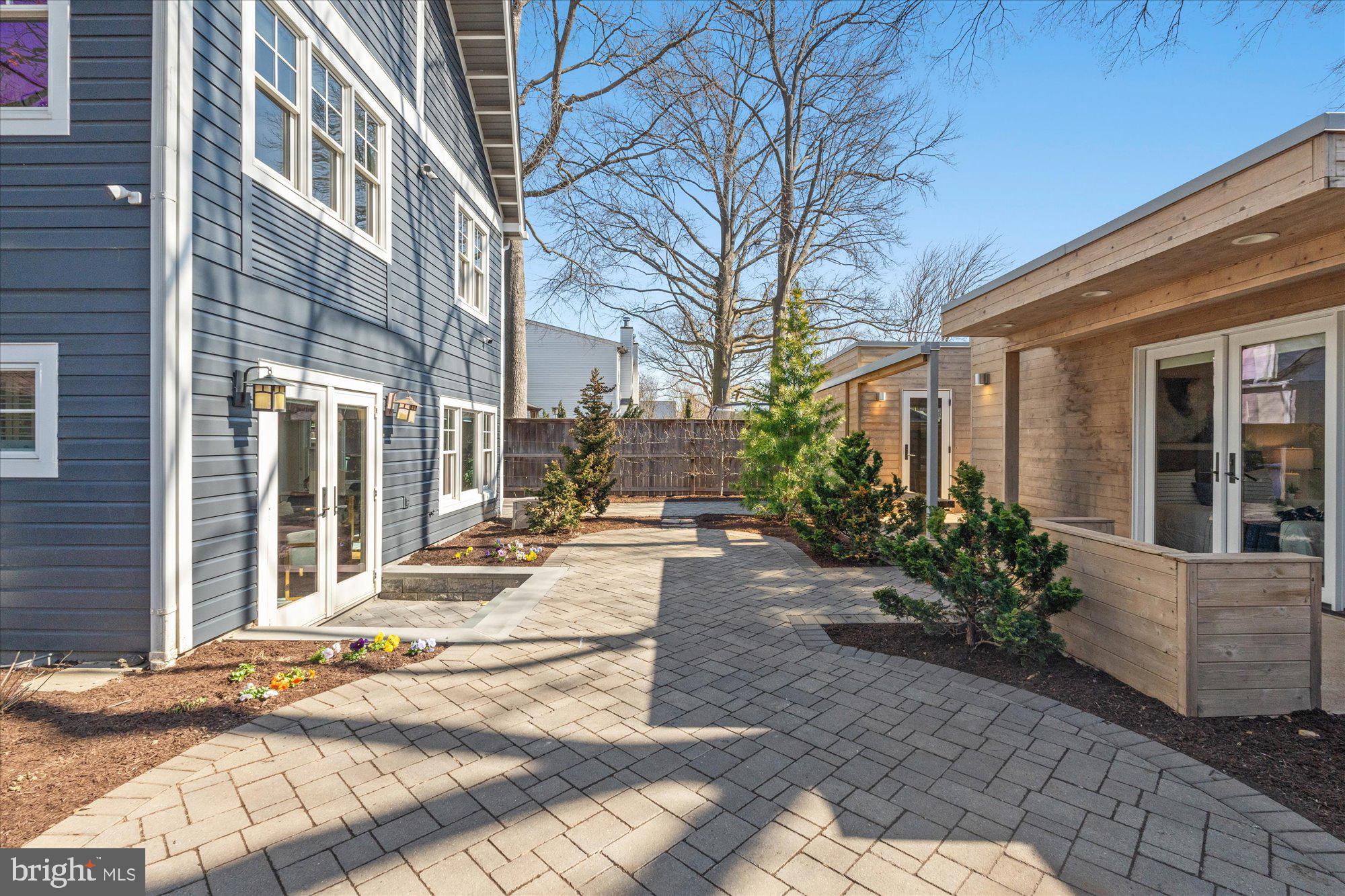 DEL RAY - Residential