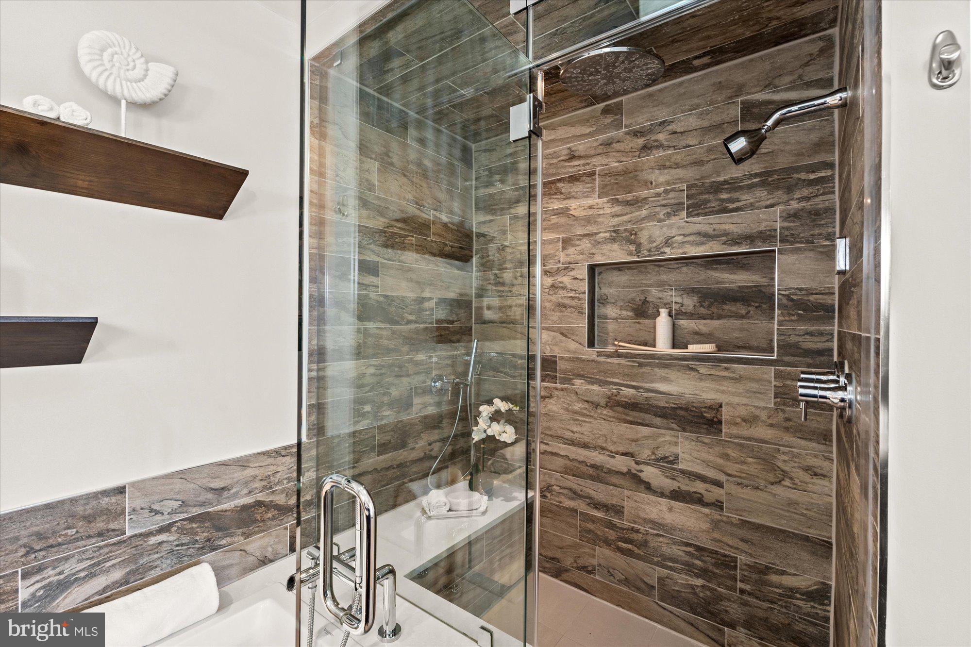 DEL RAY - Residential