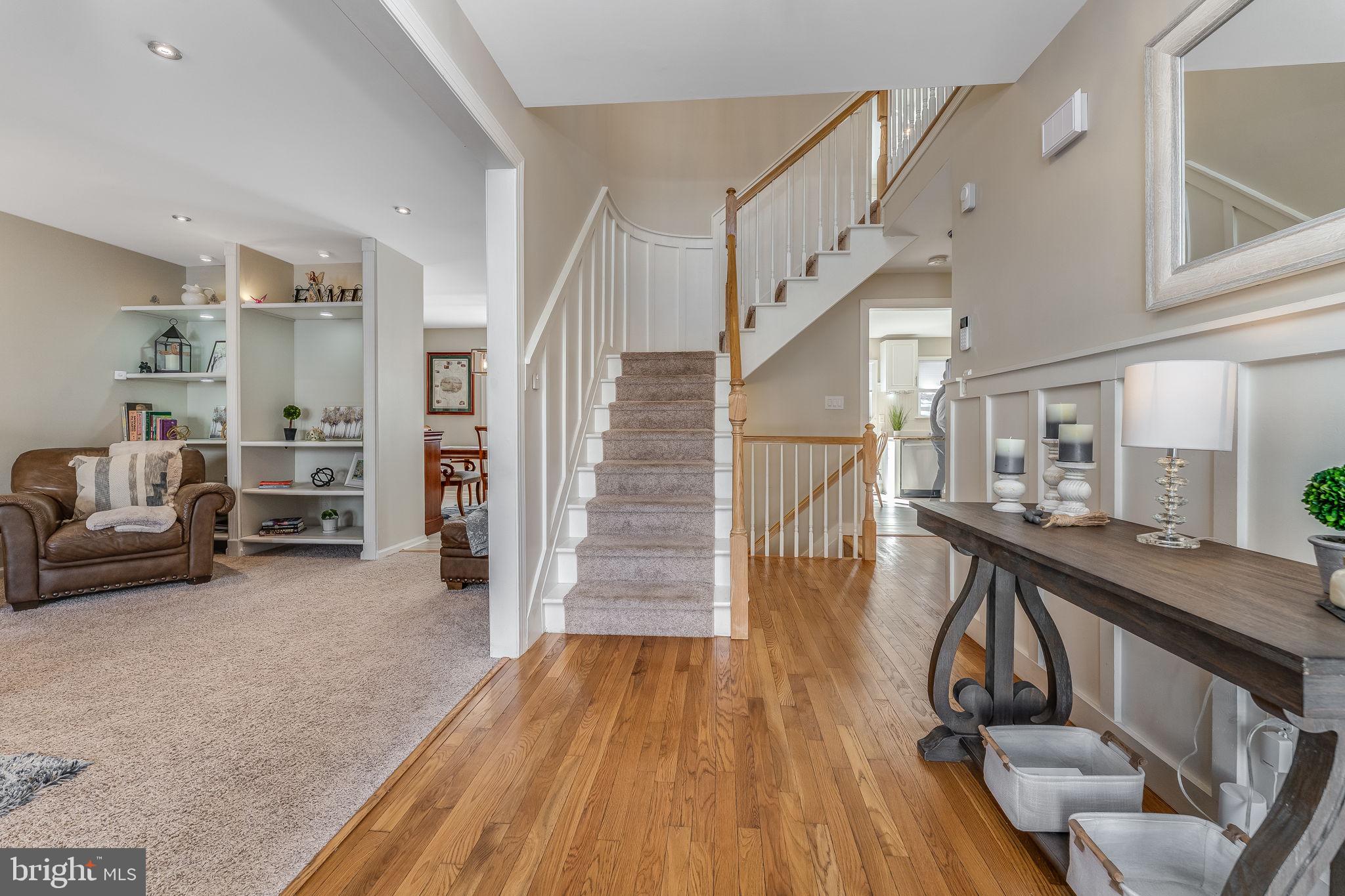 4 JUMPING BROOK PLACE