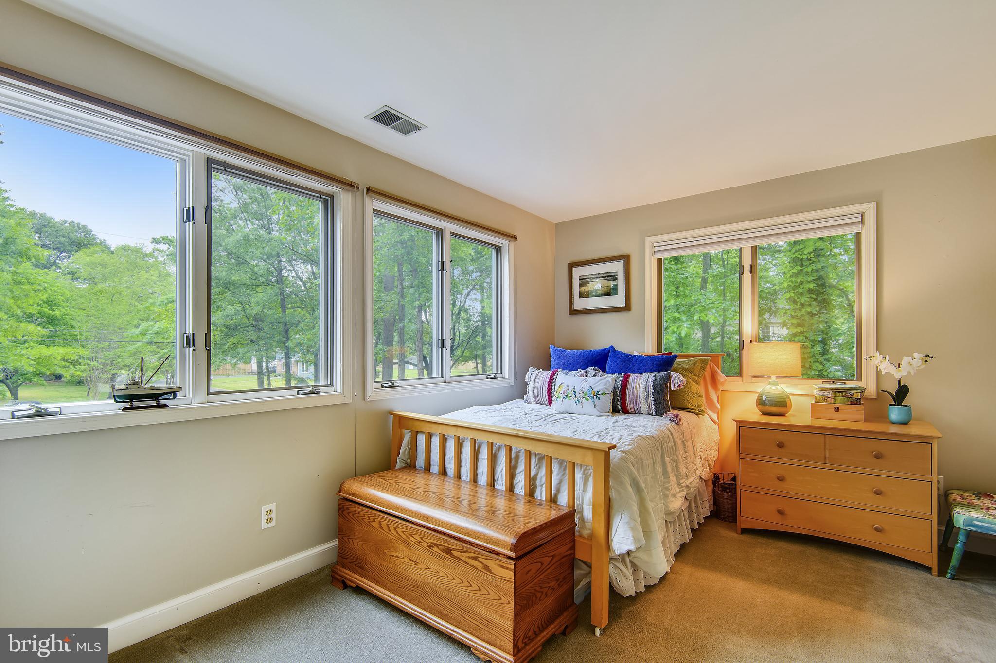 ARUNDEL ON THE BAY - Residential