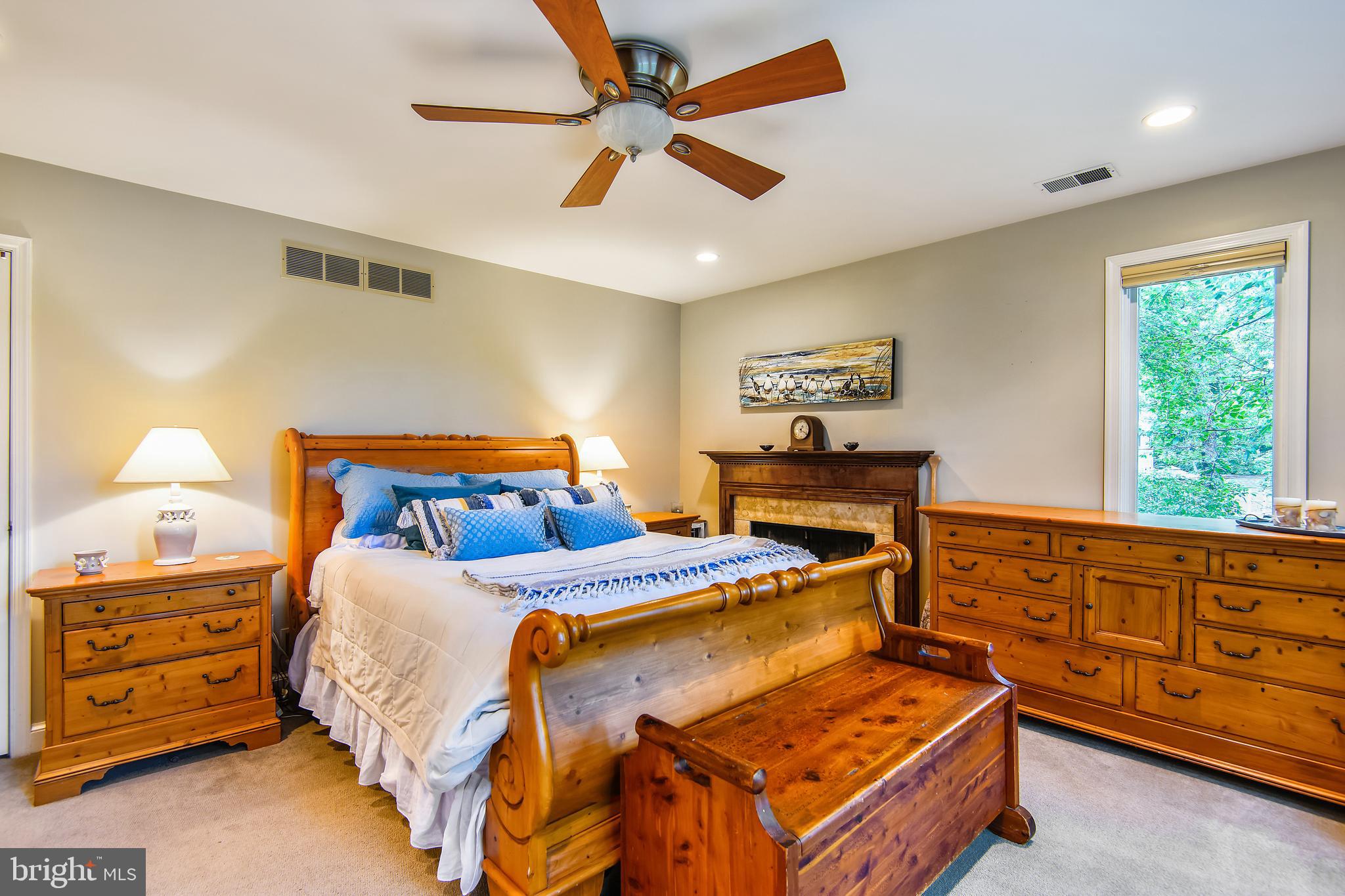 ARUNDEL ON THE BAY - Residential