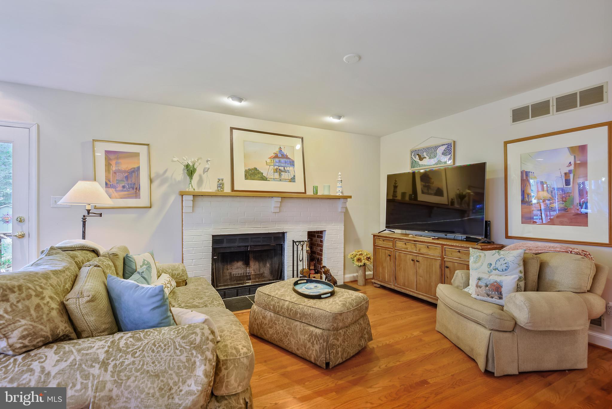 ARUNDEL ON THE BAY - Residential