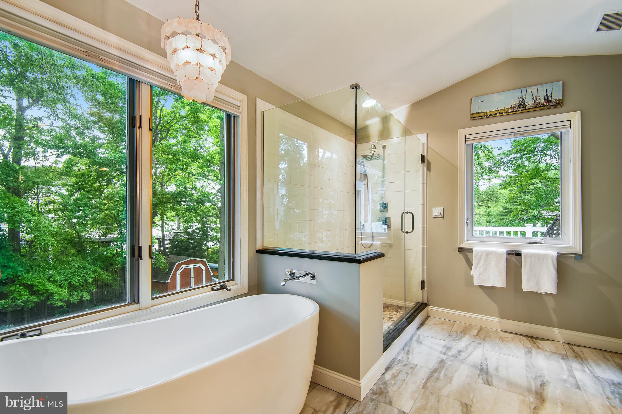 ARUNDEL ON THE BAY - Residential