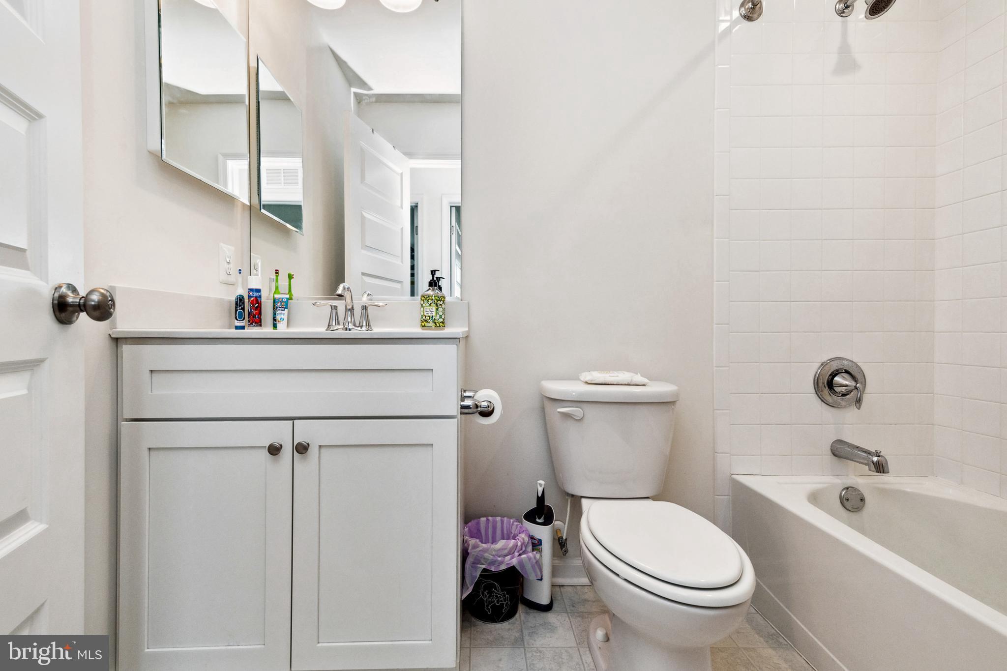 SMITH'S LANDING - Residential