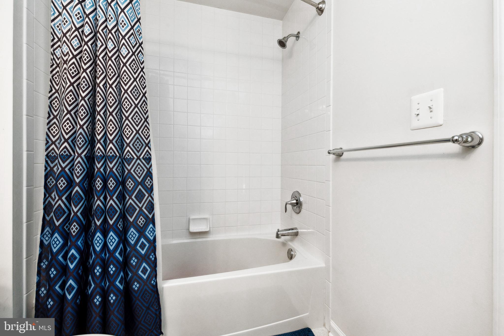 SMITH'S LANDING - Residential