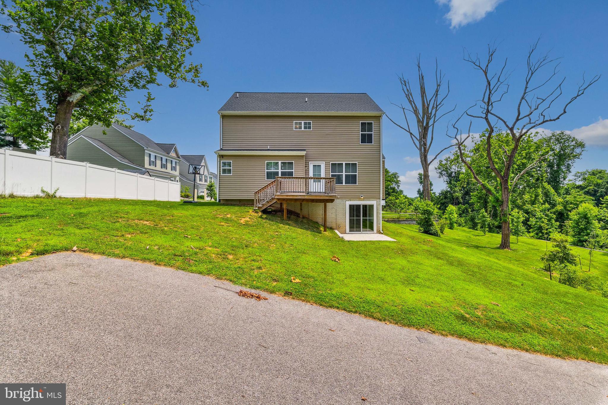 SMITH'S LANDING - Residential