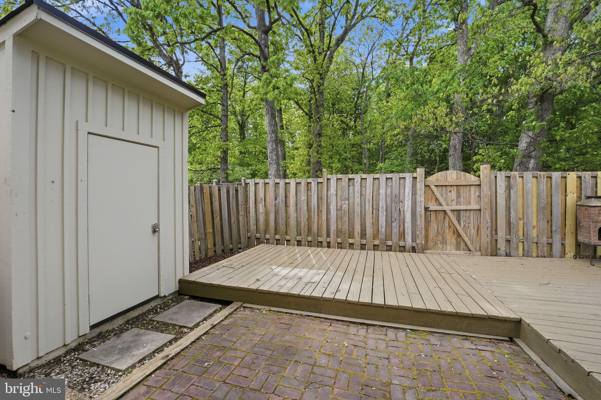 REFLECTION LAKE - Residential