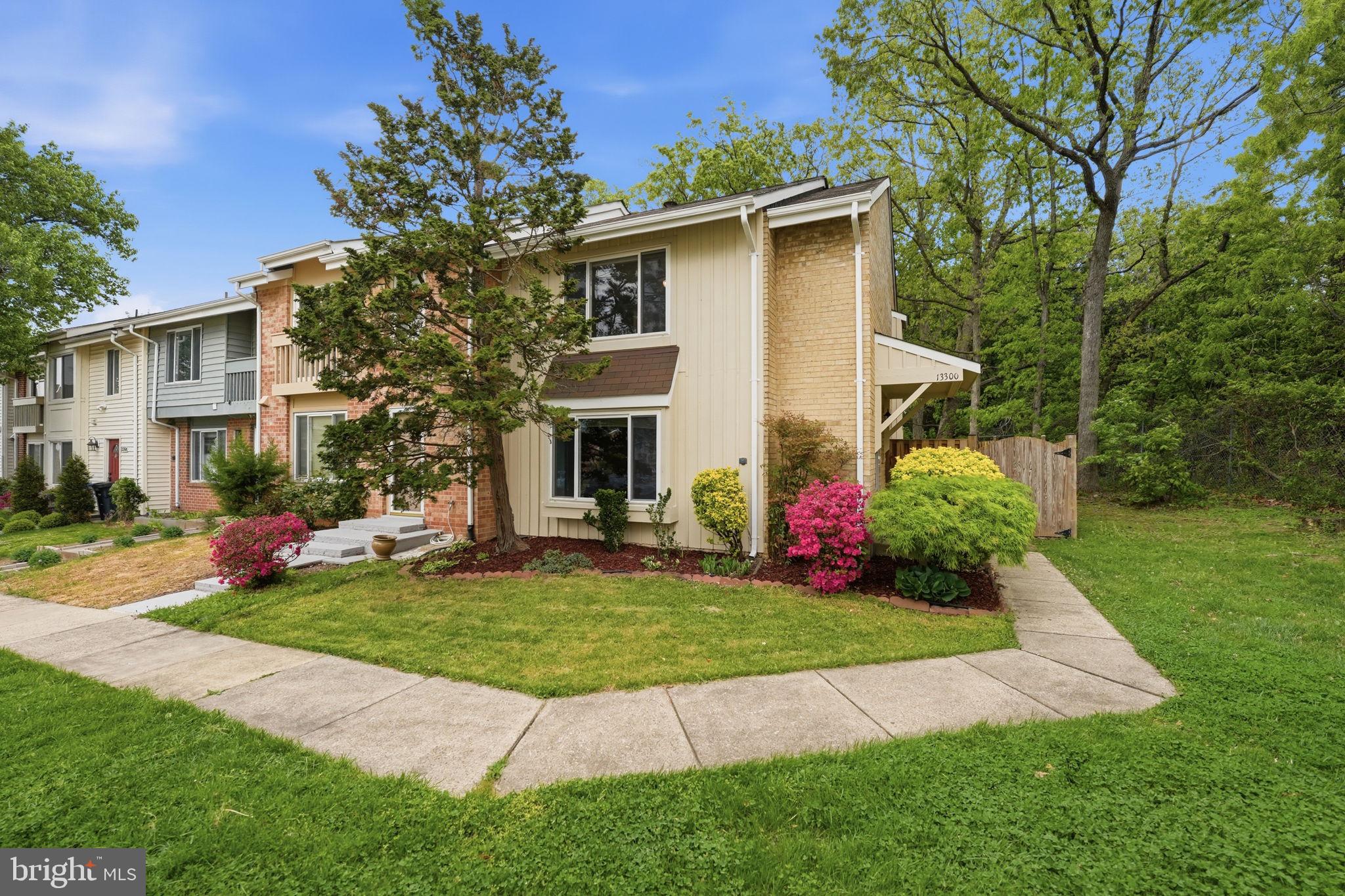 REFLECTION LAKE - Residential