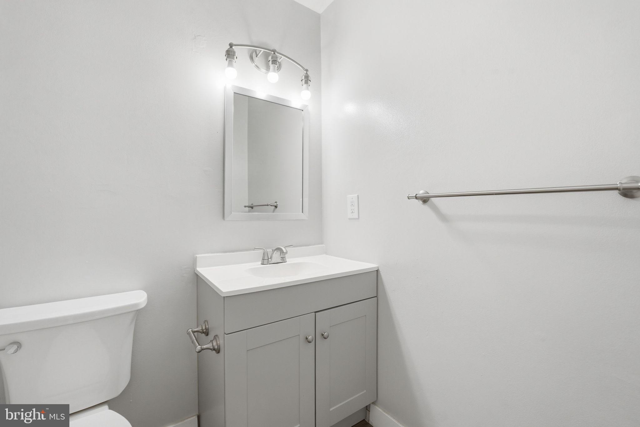 REFLECTION LAKE - Residential