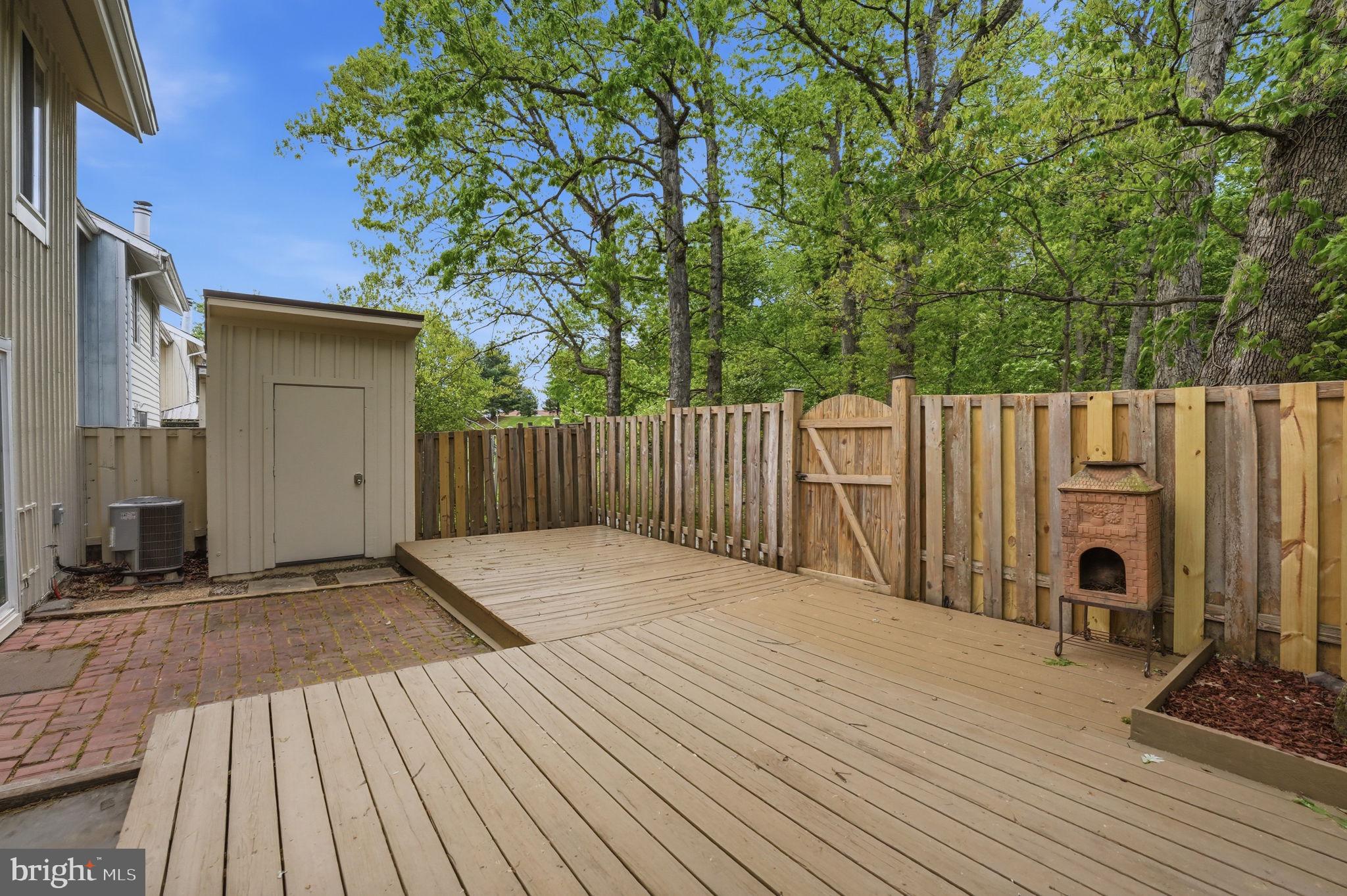 REFLECTION LAKE - Residential